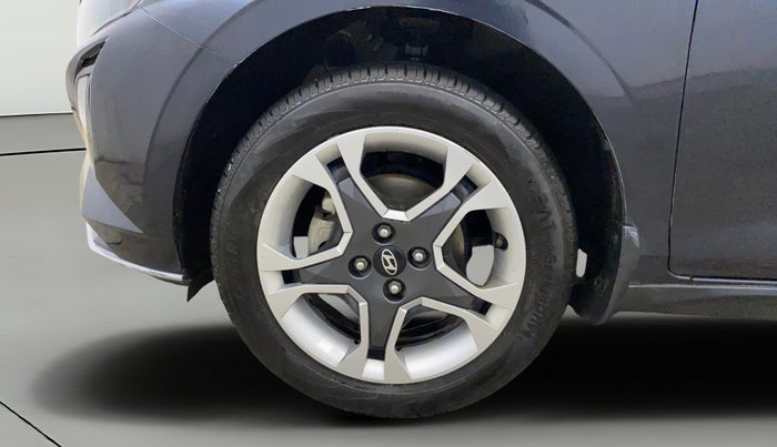 2023 Hyundai NEW I20 SPORTZ 1.2 IVT, Petrol, Automatic, 25,894 km, Left Front Wheel