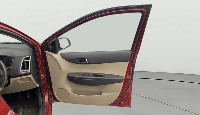 2013 Hyundai i20 MAGNA 1.2, Petrol, Manual, 90,911 km, RHS Front Door