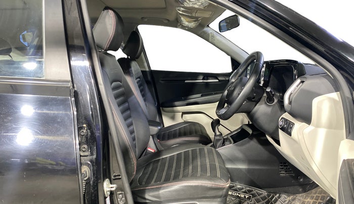 2021 KIA SONET HTX 1.0 IMT, Petrol, Manual, 27,603 km, Right Side Front Door Cabin