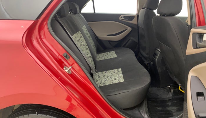 2017 Hyundai Elite i20 ASTA 1.2 (O), Petrol, Manual, 1,31,406 km, Right Side Rear Door Cabin