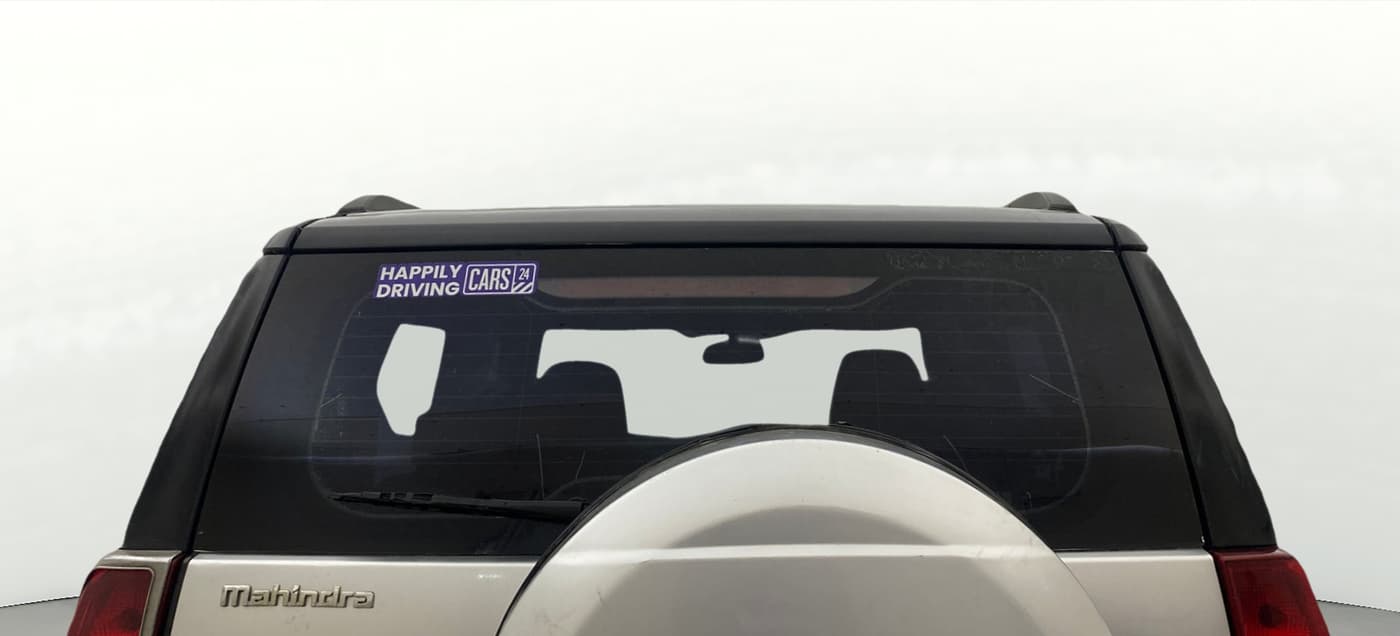 2018 Mahindra TUV300 T8, Diesel, Manual, 1,16,362 km, Rear Windshield