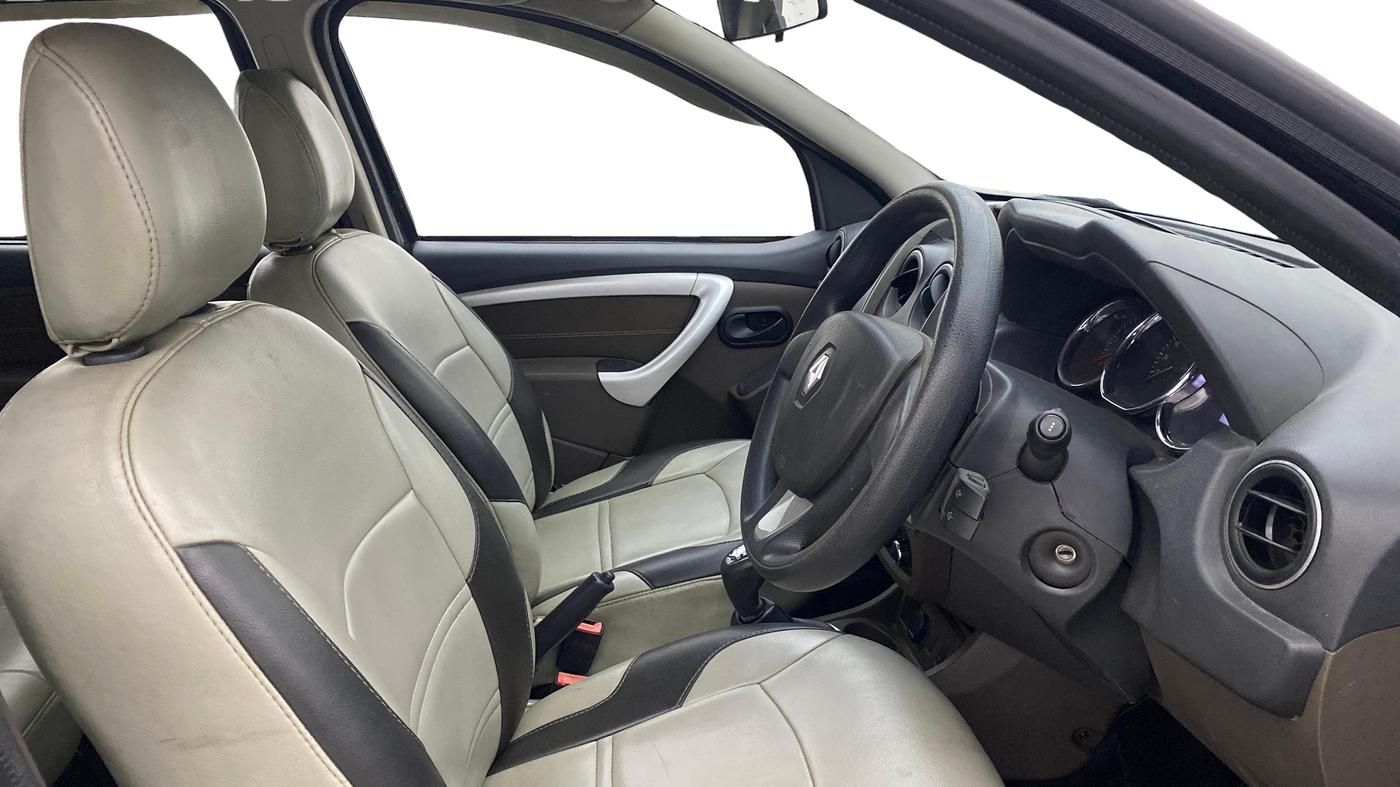 2016 Renault Duster 110 PS RXL 4X2 AMT, Diesel, Automatic, 77,185 km, Right Side Front Door Cabin