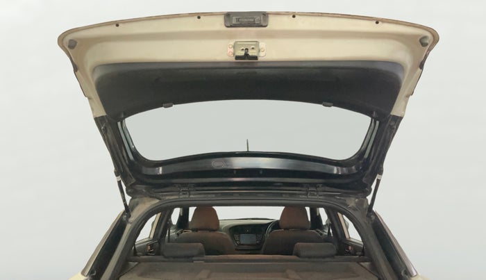 2017 Hyundai Elite i20 ASTA 1.2 DUAL TONE, Petrol, Manual, 53,717 km, Boot Door Open