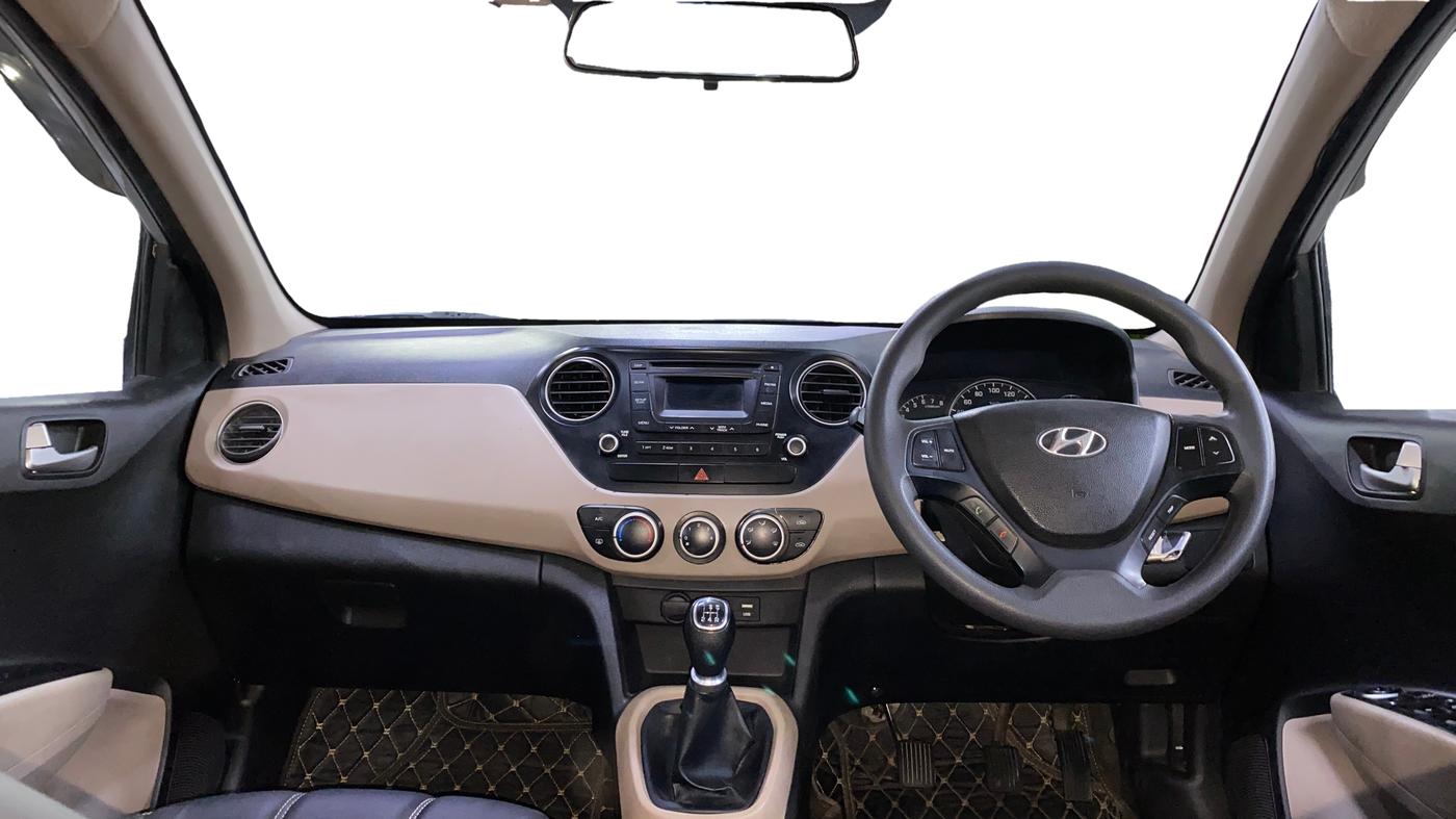 2015 Hyundai Grand i10 SPORTZ 1.2 KAPPA VTVT, Petrol, Manual, 82,207 km, Dashboard