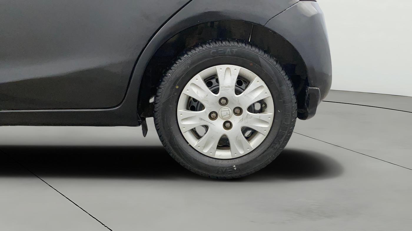 2013 Honda Brio S MT, Petrol, Manual, 83,654 km, Left Rear Wheel