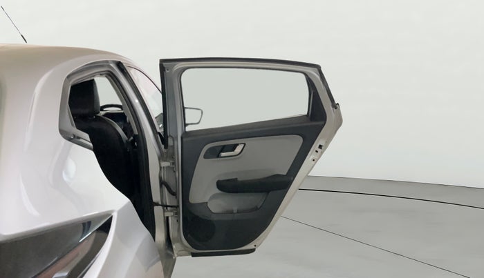 2020 Tata ALTROZ XZ PETROL, Petrol, Manual, 14,493 km, RHS Rear Door