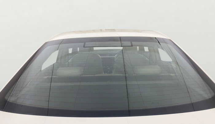 2019 Skoda Octavia STYLE 1.8 TSI AT, Petrol, Automatic, 1,12,805 km, Rear Windshield