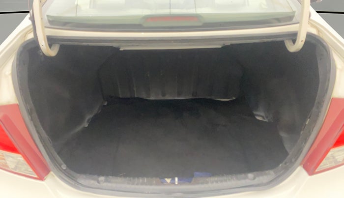 2014 Hyundai Verna FLUIDIC 1.6 CRDI SX, Diesel, Manual, 73,918 km, Boot Open Zoomed View