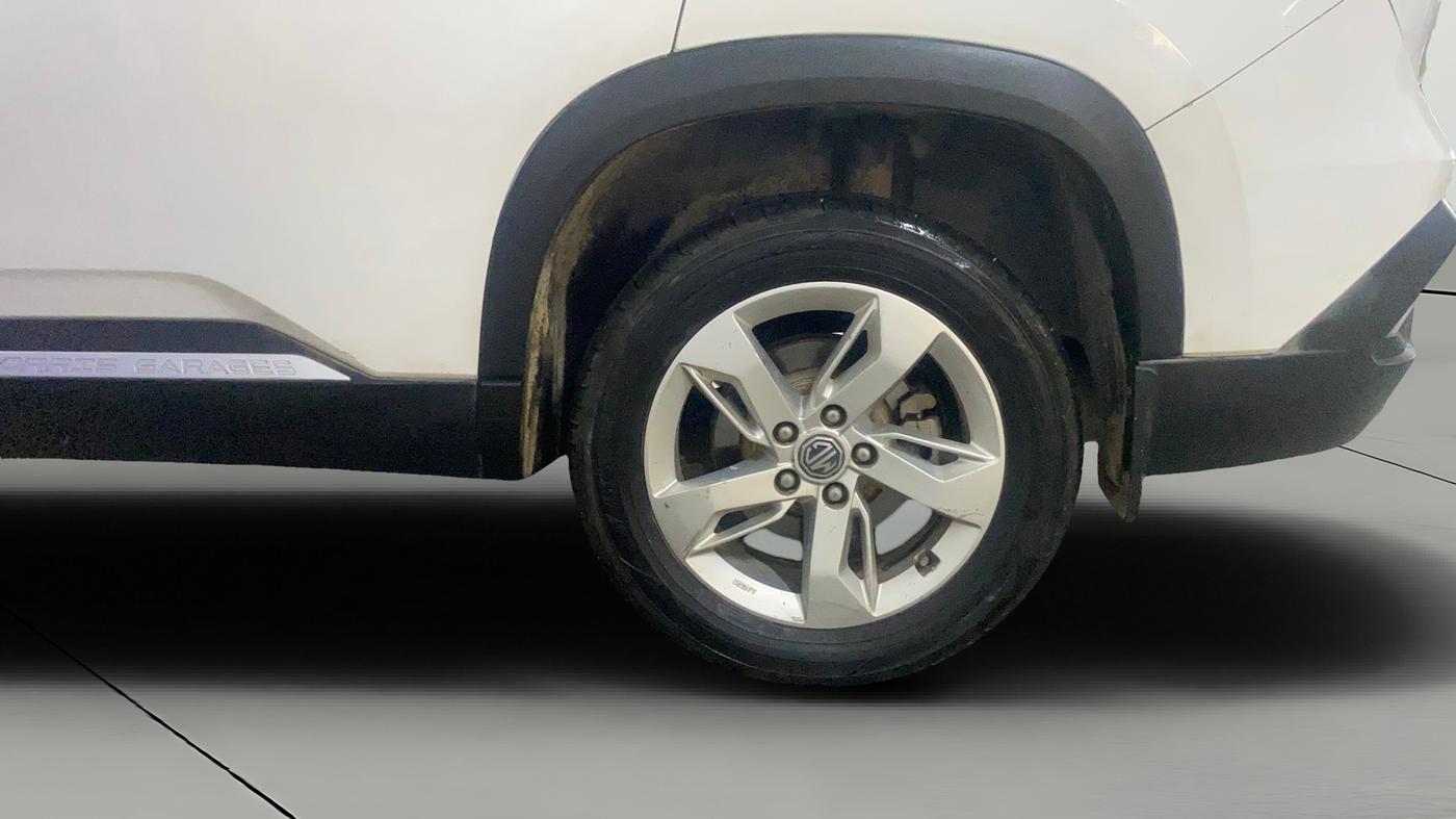 2021 MG HECTOR SUPER 1.5 PETROL, Petrol, Manual, 71,612 km, Left Rear Wheel