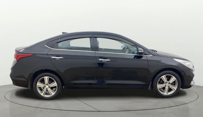 2019 Hyundai Verna 1.6 SX (O) CRDI MT, Diesel, Manual, 68,732 km, Right Side View