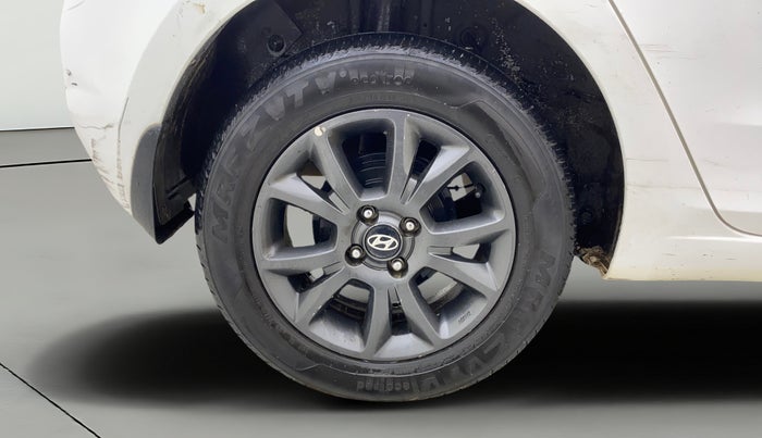 2019 Hyundai Elite i20 SPORTZ 1.2, Petrol, Manual, 1,36,388 km, Right Rear Wheel