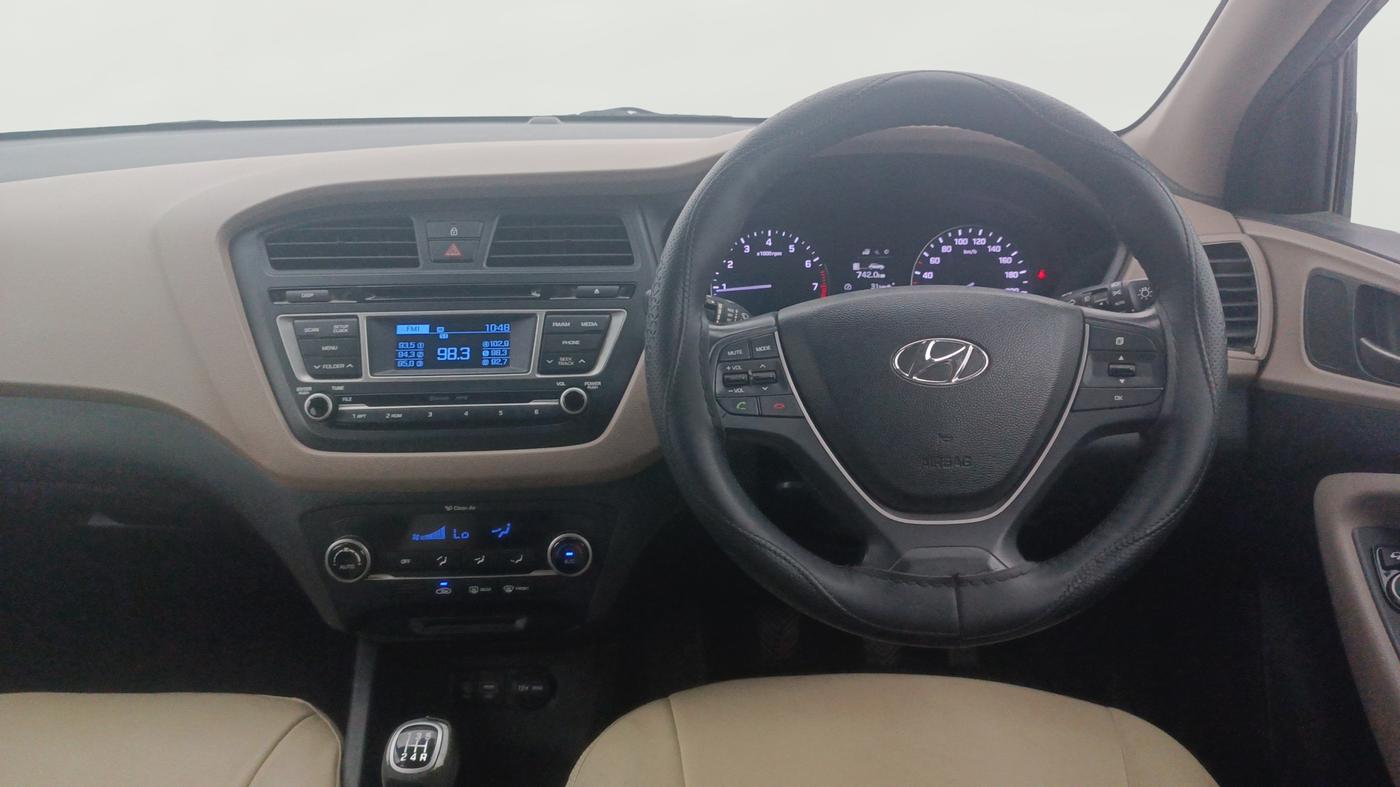 2015 Hyundai Elite i20 ASTA 1.2, Petrol, Manual, 58,678 km, Steering Wheel Close Up