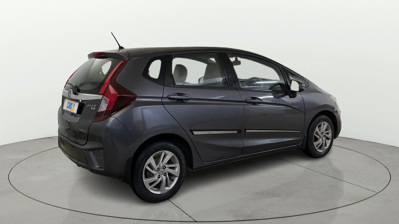 2017 Honda Jazz 1.2L I-VTEC V, Petrol, Manual, 16,326 km, Right Back Diagonal