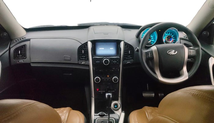 2018 Mahindra XUV500 W11 AT, Diesel, Automatic, 81,037 km, Dashboard