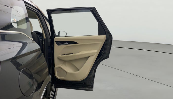 2022 MG HECTOR SHARP HYBRID 1.5 PETROL, Petrol, Manual, 19,018 km, RHS Rear Door