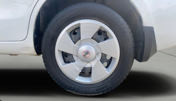 2013 Maruti Ertiga VDI, Diesel, Manual, 96,260 km, Left Rear Wheel