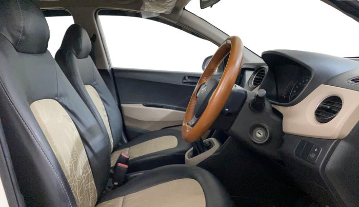 2015 Hyundai Grand i10 MAGNA 1.2 KAPPA VTVT, Petrol, Manual, 60,615 km, Right Side Front Door Cabin