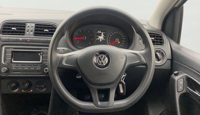 2017 Volkswagen Polo COMFORTLINE 1.2L, Petrol, Manual, 24,981 km, Steering Wheel Close Up