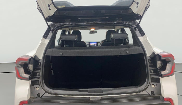 2021 Renault Kiger RXT TURBO CVT, Petrol, Automatic, 25,660 km, Boot Open Zoomed View