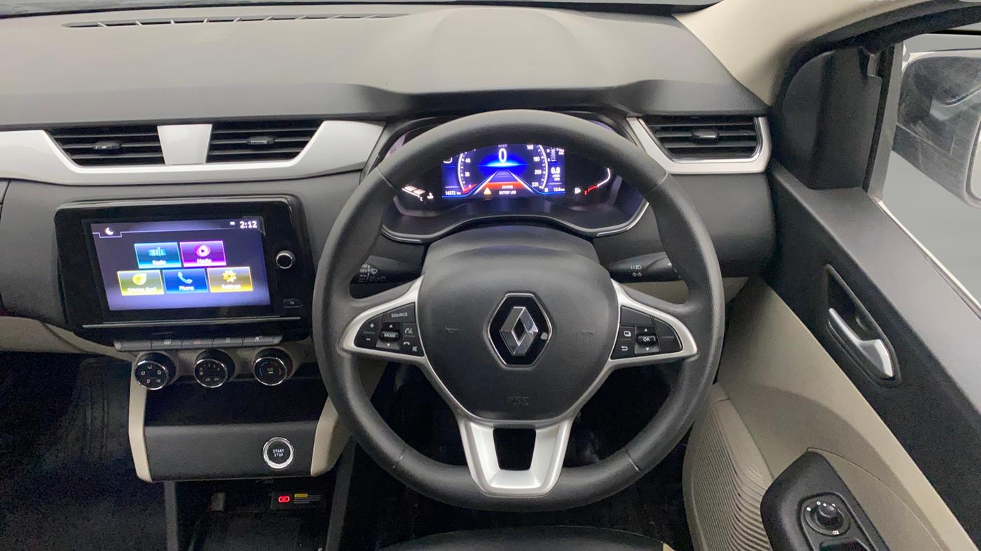 2024 Renault TRIBER RXZ, Petrol, Manual, 16,560 km, Steering Wheel Close Up