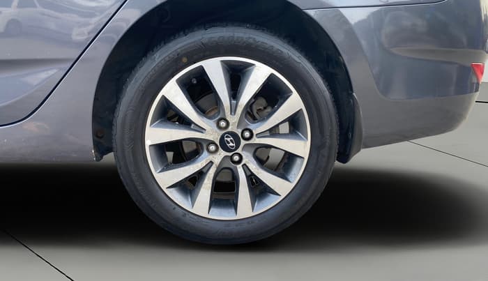 2014 Hyundai Verna FLUIDIC 1.4 VTVT CX, Petrol, Manual, 55,657 km, Left Rear Wheel