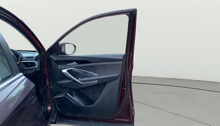 2019 MG HECTOR SHARP HYBRID 1.5 PETROL, Petrol, Manual, 50,132 km, RHS Front Door