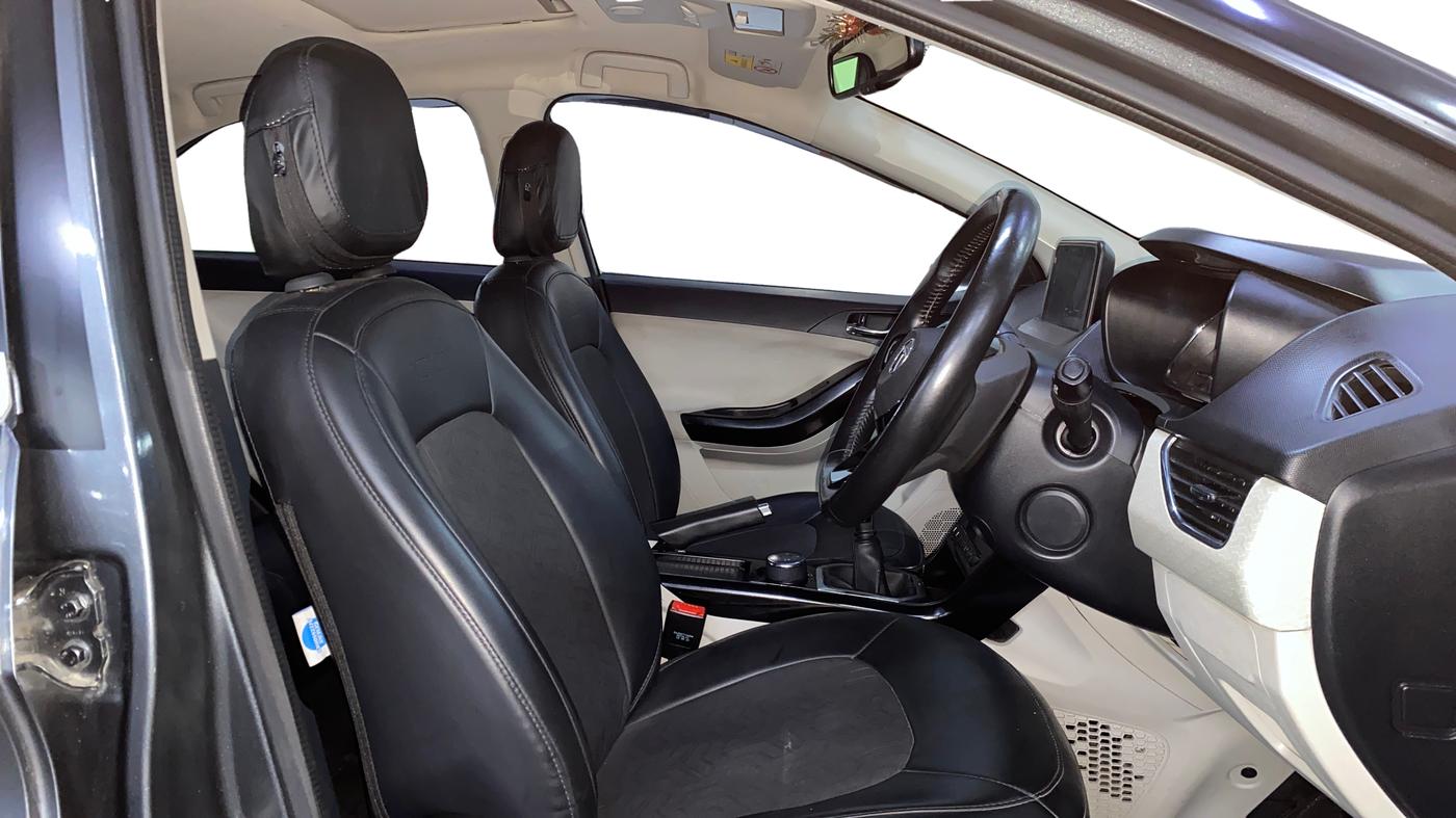 2021 Tata NEXON XZ PLUS (O) DIESEL, Diesel, Manual, 37,318 km, Right Side Front Door Cabin