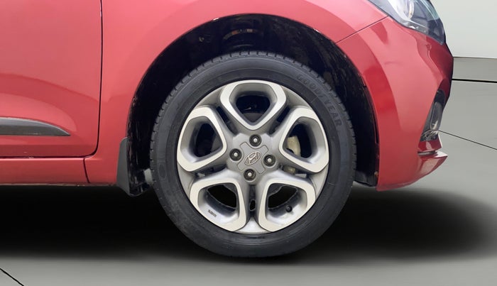 2019 Hyundai Elite i20 ASTA 1.2 (O), Petrol, Manual, 32,922 km, Right Front Wheel