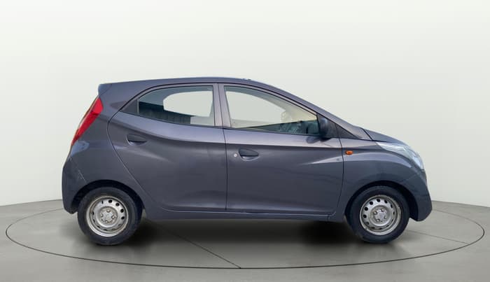 2017 Hyundai Eon ERA +, Petrol, Manual, 96,618 km, Right Side View
