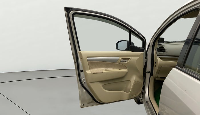 2014 Maruti Ertiga VXI, Petrol, Manual, 69,572 km, LHS Front Door