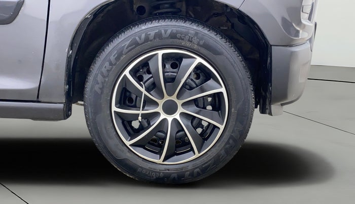 2020 Maruti S PRESSO VXI PLUS AMT, Petrol, Automatic, 73,289 km, Right Front Wheel