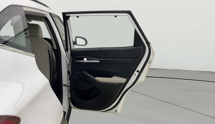 2022 KIA SELTOS HTK PLUS 1.5 IMT, Petrol, Manual, 71,399 km, RHS Rear Door