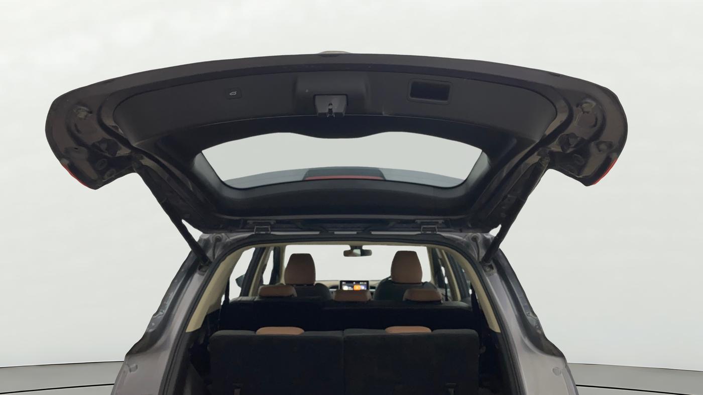 2023 MG HECTOR PLUS SHARP PRO 2.0 TURBO DIESEL 7 STR, Diesel, Manual, 49,909 km, Boot Door Open