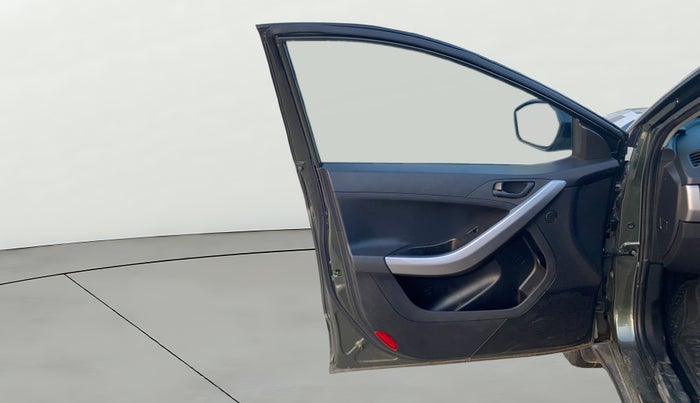 2023 Tata NEXON XMA PETROL, Petrol, Automatic, 36,202 km, LHS Front Door