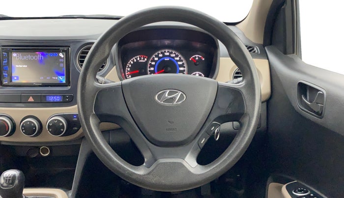 2016 Hyundai Grand i10 MAGNA 1.2 KAPPA VTVT, Petrol, Manual, 92,988 km, Steering Wheel Close Up