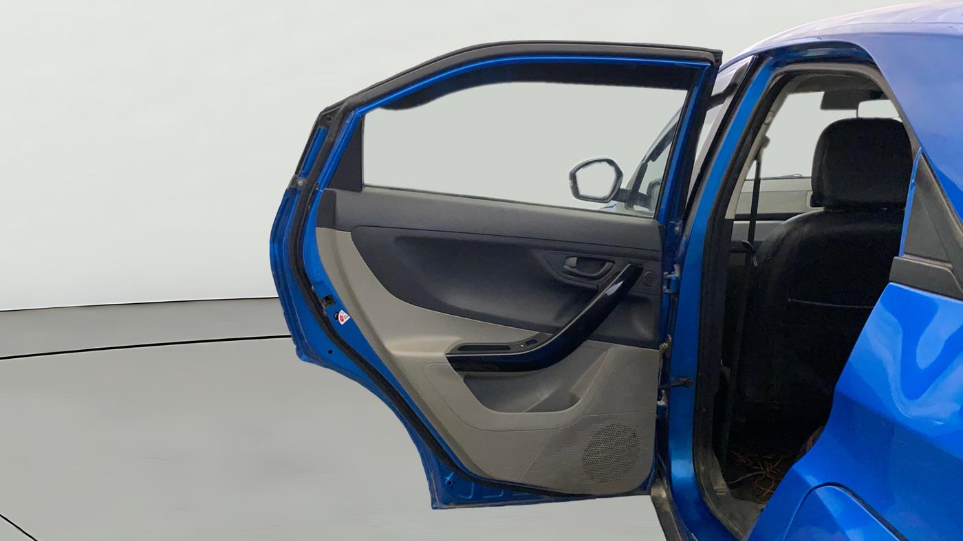 2019 Tata NEXON XM PETROL, Petrol, Manual, 1,18,765 km, LHS Rear Door