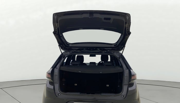 2023 Tata ALTROZ  XZA Plus Sunroof Dark Edition, Petrol, Automatic, 26,389 km, Boot Door Open