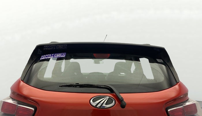 2017 Mahindra KUV 100 NXT K8 P 6 STR DUAL TONE, Petrol, Manual, 40,703 km, Rear Windshield