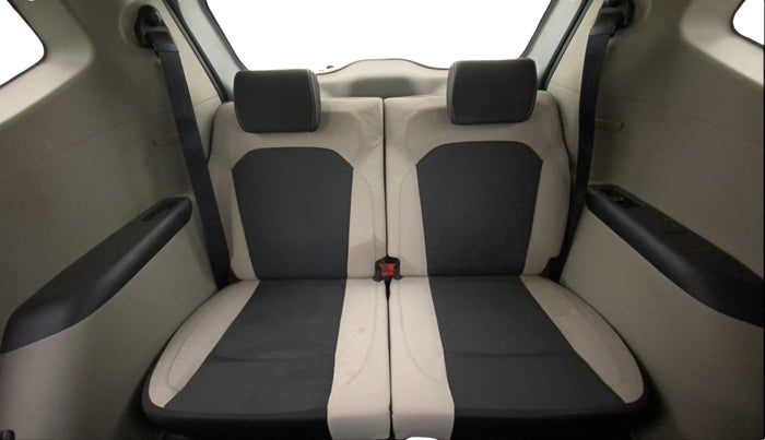 2019 Renault TRIBER RXT, Petrol, Manual, 35,615 km, Third Seat Row ( optional )