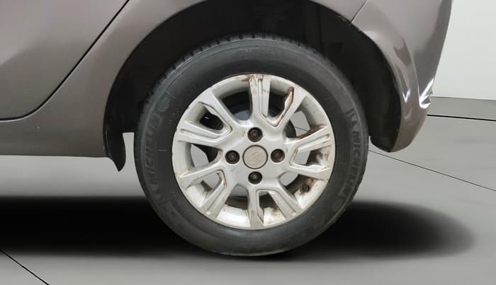 2018 Tata Tiago XZA PLUS PETROL, Petrol, Automatic, 1,04,525 km, Left Rear Wheel