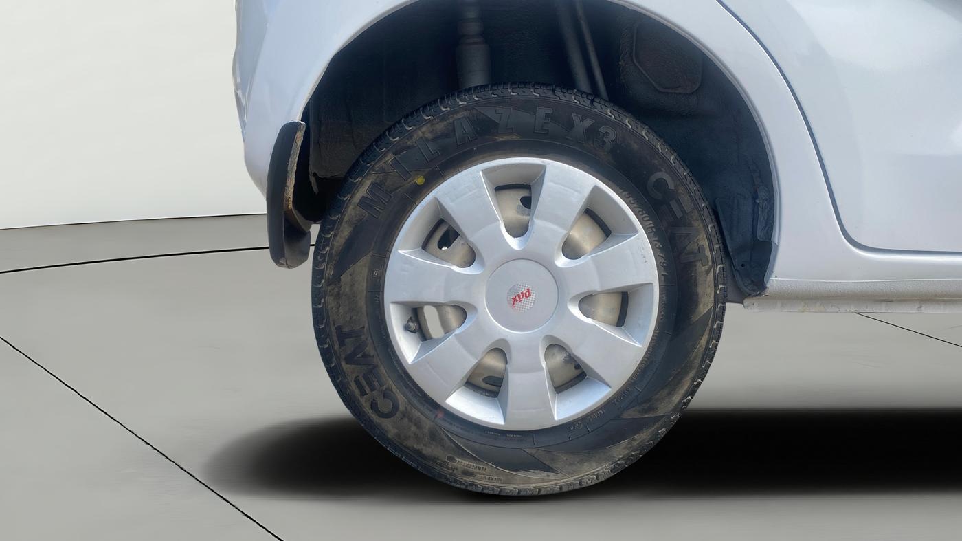 2018 Datsun Redi Go A, Petrol, Manual, 59,981 km, Right Rear Wheel