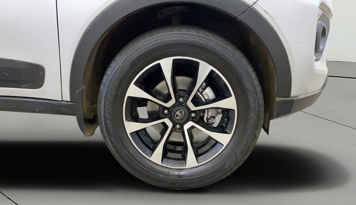 2021 Tata NEXON XZ PLUS DIESEL, Diesel, Manual, 60,679 km, Right Front Wheel