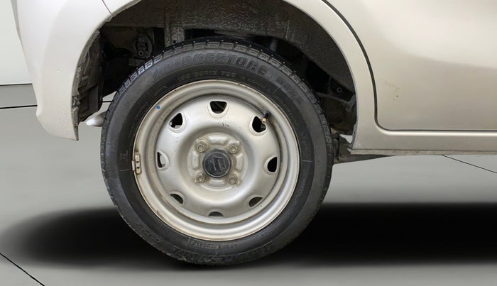 2016 Maruti Alto K10 LXI, Petrol, Manual, 49,688 km, Right Rear Wheel