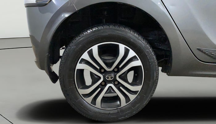 2022 Tata Tiago XZ PLUS CNG, CNG, Manual, 50,628 km, Right Rear Wheel