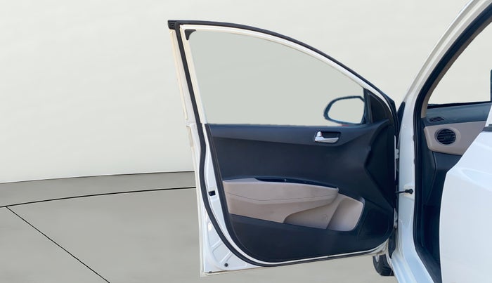 2014 Hyundai Grand i10 SPORTZ 1.2 KAPPA VTVT, Petrol, Manual, 87,032 km, LHS Front Door