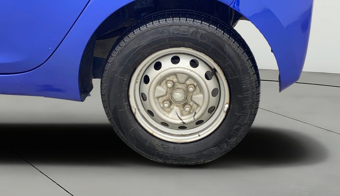 2017 Hyundai Eon ERA +, Petrol, Manual, 48,868 km, Left Rear Wheel