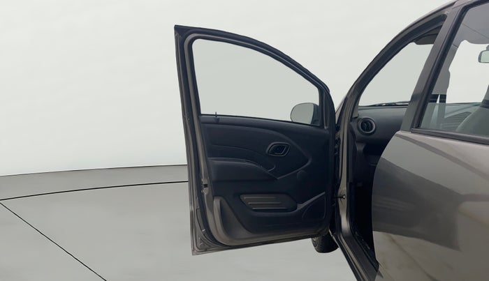 2017 Datsun Redi Go T (O), Petrol, Manual, 33,632 km, LHS Front Door