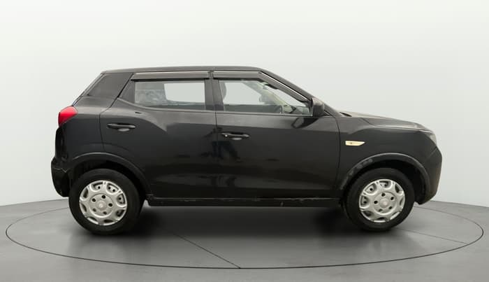 2021 Mahindra XUV300 W4 1.2 PETROL, Petrol, Manual, 63,929 km, Right Side View