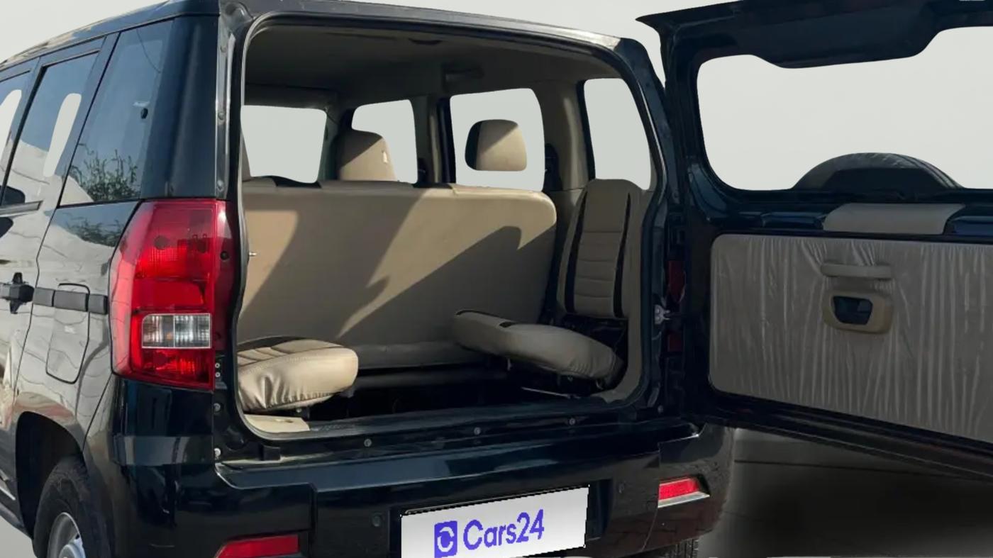 2023 Mahindra BOLERO NEO N 4, Diesel, Manual, 25,909 km, Boot Door Open