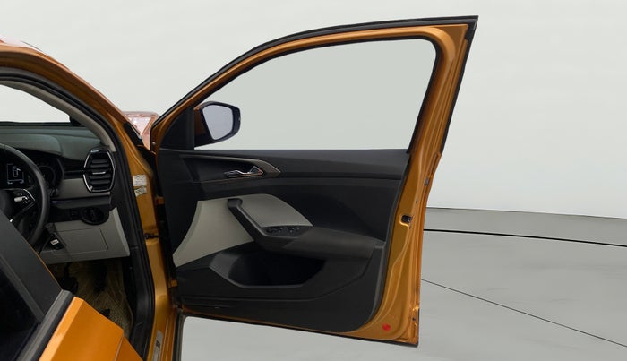 2023 Skoda KUSHAQ AMBITION 1.0L TSI AT, Petrol, Automatic, 30,383 km, RHS Front Door